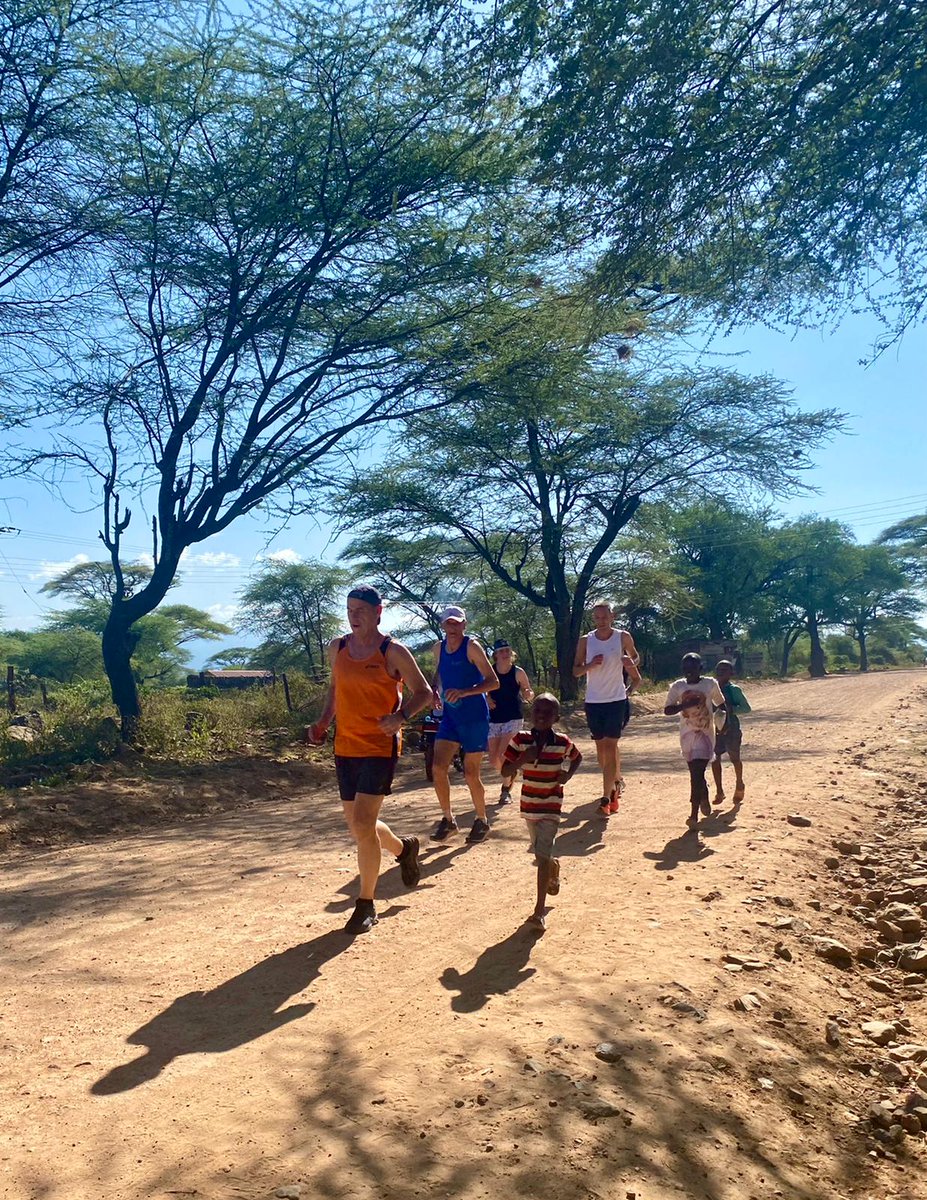 KoenRaymaekers's tweet photo. De inschrijving voor de 2de hardloopreis naar Kenia met begeleiding van Aart Stigter is open, kijk voor meer info op https://t.co/uhETYLw43Q https://t.co/BnSMtZSNgN