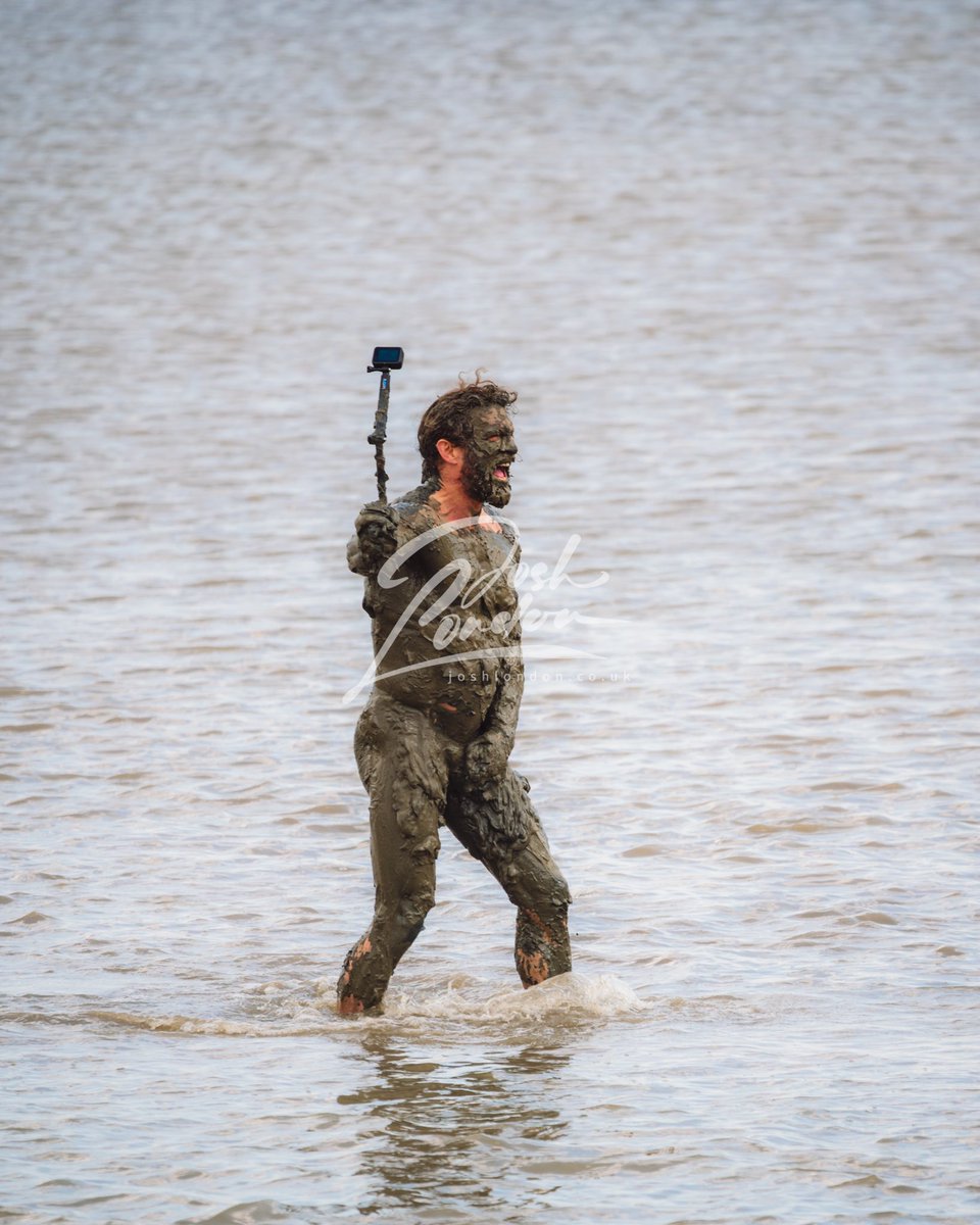 Maldon mud race 2021!
Lots of fun had including a newly wed in the race #maldonmudrace #maldonmudrace2022 #nikon #essex