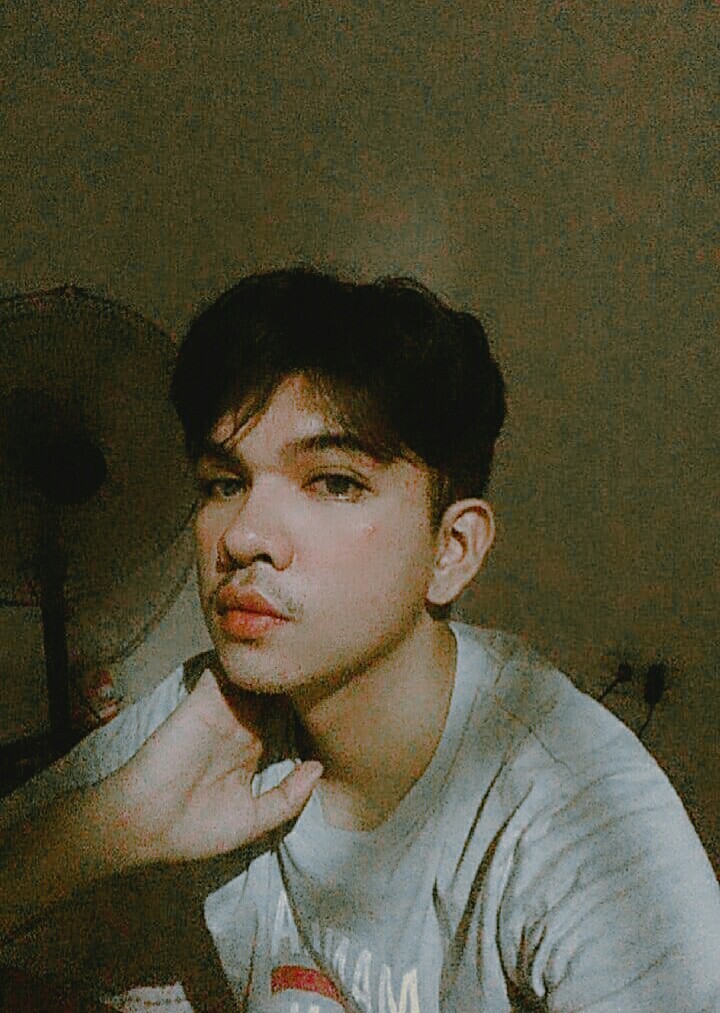 Reinydayyyyy's tweet photo. #MoodChallenge https://t.co/ON8rrgoWir