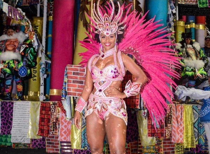 deonaty_'s tweet photo. Muito obrigado @BeijaFlorReal 🤎🐅
#Natalia #BeijaFlor2022 #Desfile https://t.co/7XrplLRnZd