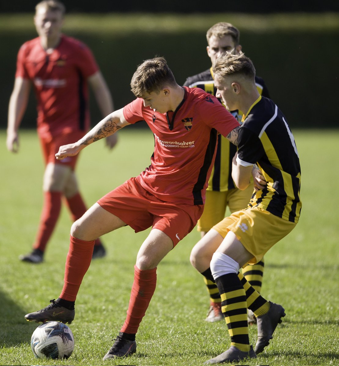 FC_Codicote's tweet photo. Bit belated but just a few pics from our away game v @sarrattfc  pics by @TillySleator https://t.co/lALA23JZ2l