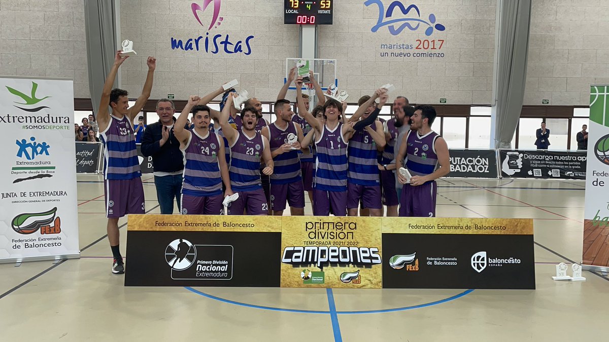 FExB's tweet photo. 🏆 #FinalFour 1ª Nacional Masculina

💥 FINAL 

🟦🟪 @dehesadelconde 
 @cdmaristasbad 7️⃣3️⃣
                     🆚
⬜️🟩 @AdMoraleja1994 5️⃣3️⃣

CAMPEONES el equipo pacense, https://t.co/Zck1GqLoRe