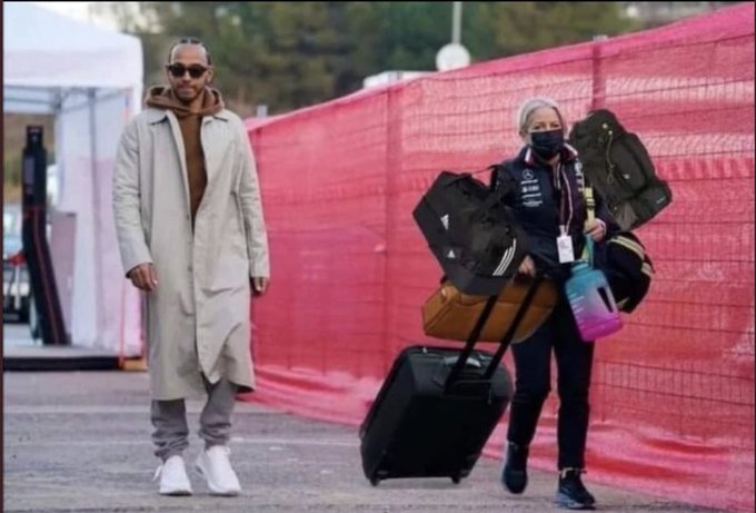 What a gentleman is #LewisHamilton