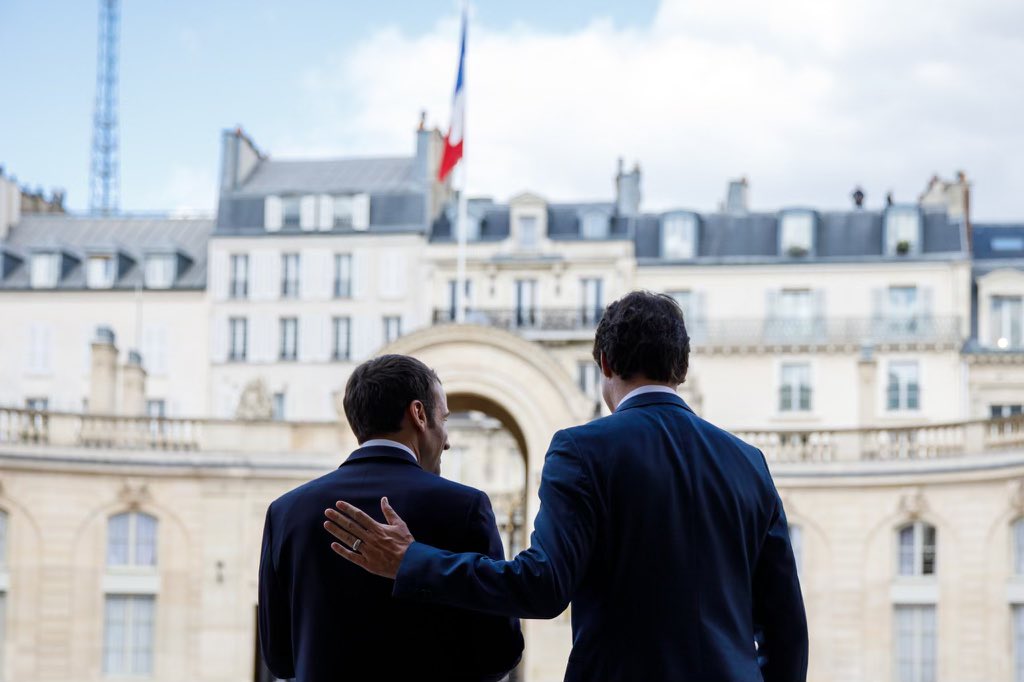JustinTrudeau's tweet photo. Congratulations, @EmmanuelMacron. Looking forward to continuing our work together on the issues that matter most to people in Canada and France – from defending democracy, to fighting climate change, to creating good jobs and economic growth for the middle class. https://t.co/RHTBH4dn19