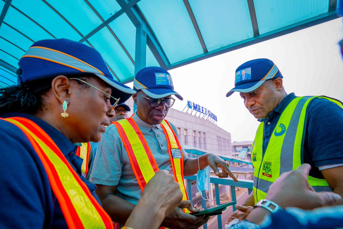 jidesanwoolu's tweet photo. I took a tour of the ongoing work on the Blue Line Metro project today and I’m reassuring Lagosians that we are on track to complete works on both the Blue and Red Line projects.

I am particularly happy to report that the Blue Line rail project is currently at 90% completion. https://t.co/5uWEeJiIAQ