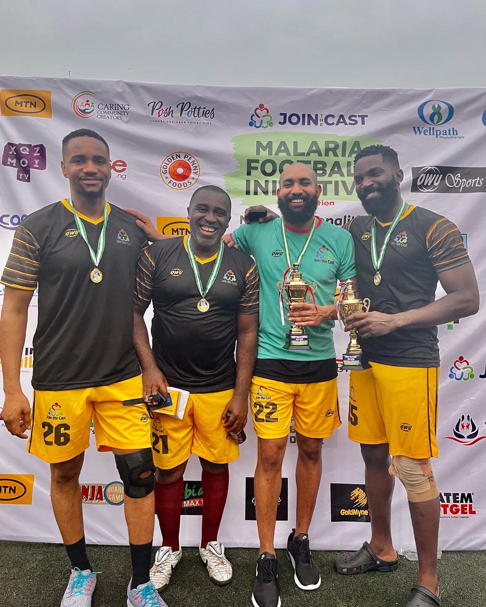 jeffbankz's tweet photo. And the award for the best goal keeper at the Malaria football initiative powered by @mtnng goes to … you said it . Jeff Bankz 😊 🥇🏆
Game by @jointhecast 
With the dream team @iamjidekene @frankedoho and Ofcourse the MVP with 5 goals @esodike__ https://t.co/FftoNUWt7x