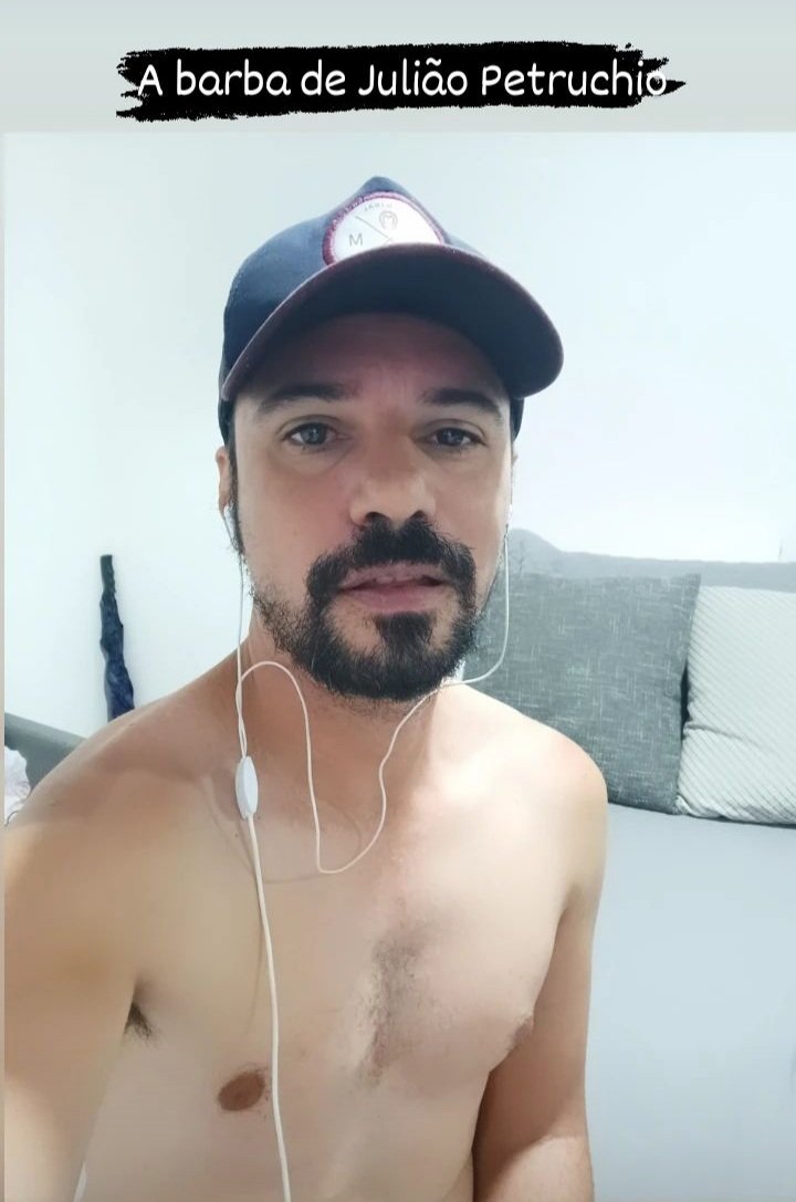 Leandro170884's tweet photo. @euloesch Boa tarde, meu futuro marido. 😁 https://t.co/rG3ny2bwYP