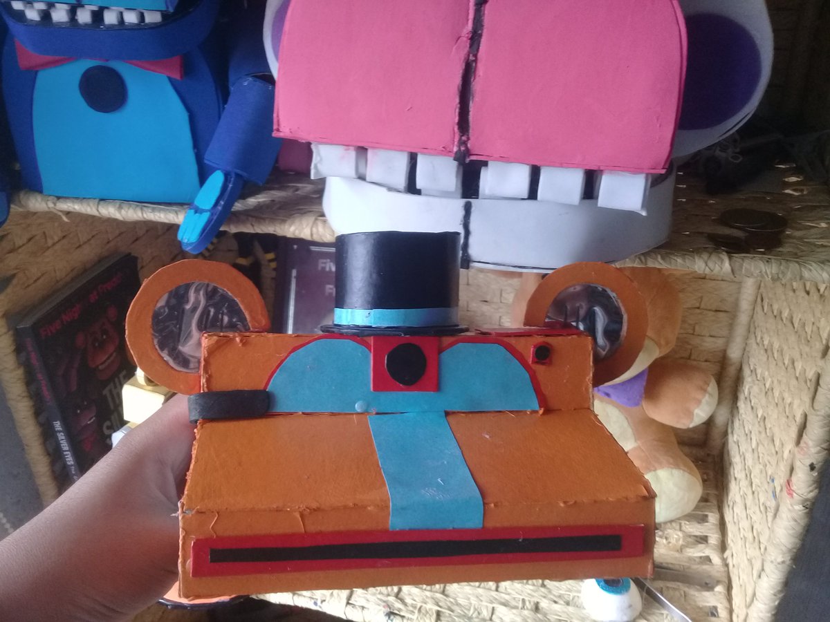 Pablo_2007_Fer's tweet photo. I finishead my #Fazcam !
He terminado mi Faz Camera finalmente !
#FNaF #fnafsecuritybreach #FNaFfanart #FNaFdiy #FNaFPF https://t.co/OXIztCa4Zr