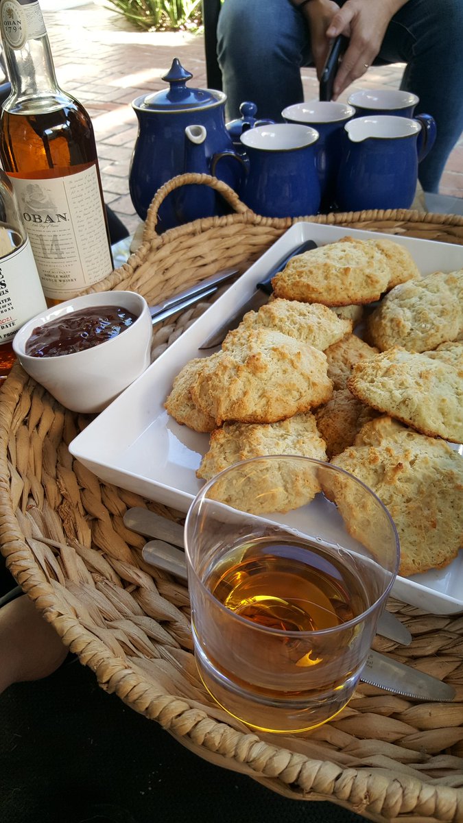 griz1's tweet photo. A nice traditional English afternoon tea yesterday! Great to talk &amp; relax! Thanks @LebelleJanel &amp; #NHarris! @MlPrinsPhD @thefluffa #scones #jam #clottedcream #hightea @ObanMalt @BasilHayden #WidowJane #TeaParty #notthatteaparty #facultymeeting https://t.co/TF82SZIo9B