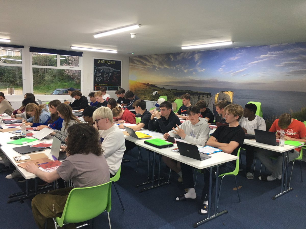 Elwynhouse's tweet photo. A hive of activity on the 6th form @GeogFelsted trip in Swanage. Learning about the NEA process and looking forward to practicing data collection on the dunes in Studland tomorrow! #fieldwork #backinthefield https://t.co/9CcIwSjBA5