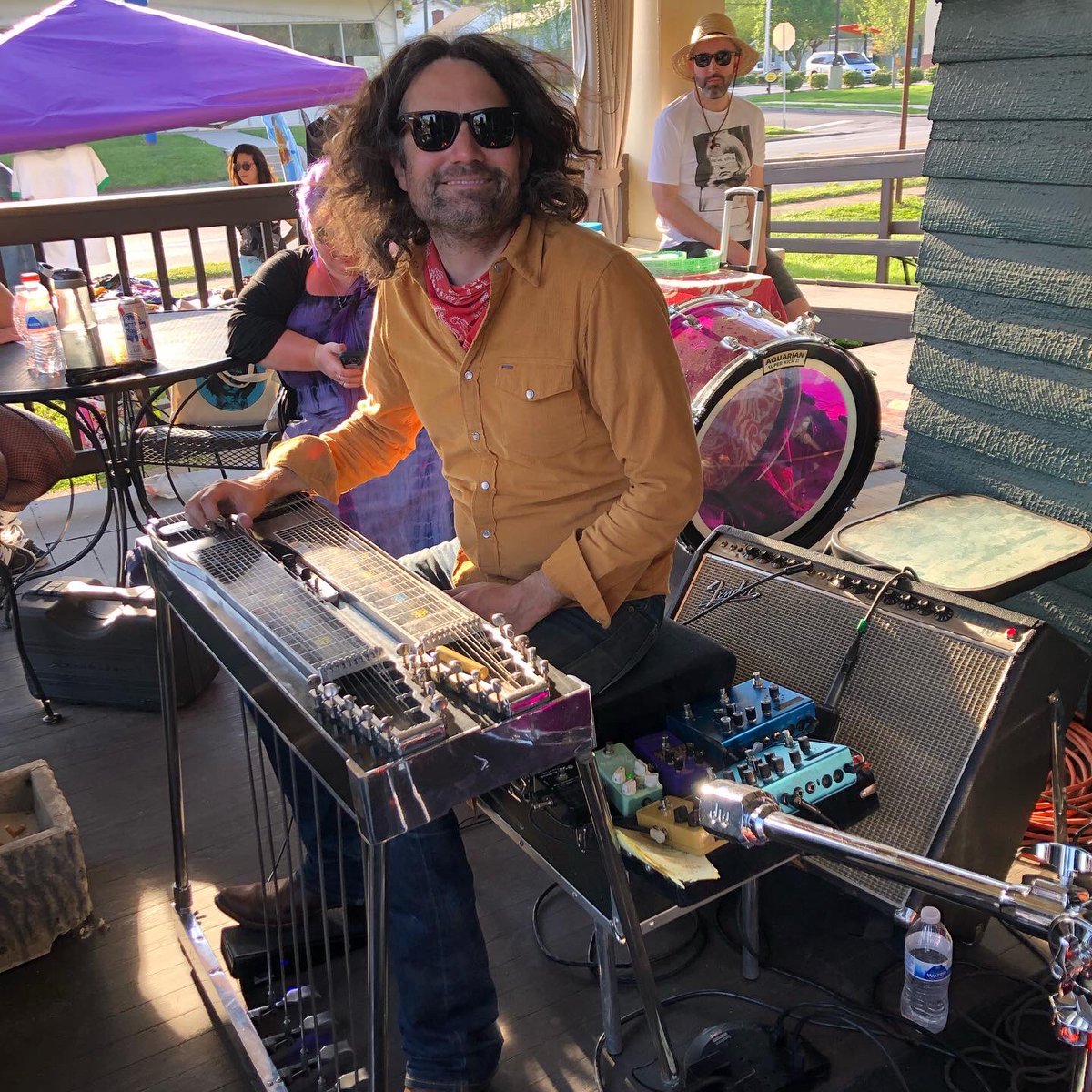 TheLeesOfMemory's tweet image. Just here with a #LukeSchneider @Bryant13Andrew #StewartPack &amp;amp; #MikeArmstrong Appreciation Tweet. Rad times at @LostNFoundRecs for @recordstoreday &amp;amp; the first-ever live outing for @RectangleShades ⚡️ Lord willing it won't be the last! ✌🏼