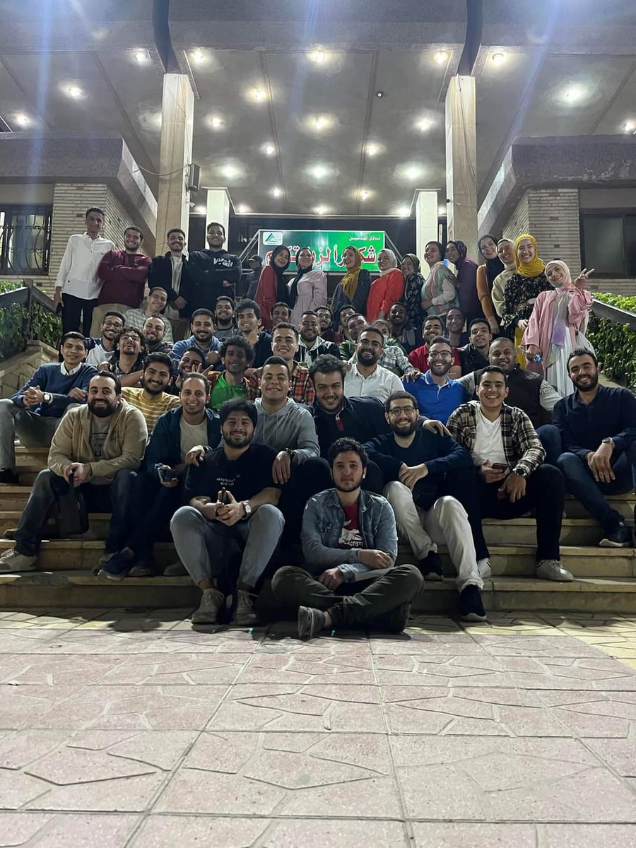 CastMansoura's tweet photo. جمهور هندسة العظيم ❤️

انتظروا العرض المسرحي " بداية ونهاية " 

عن رواية للكاتب الكبير نجيب محفوظ 
كتبها للمسرح / أمير عبد الواحد .. عوض إبراهيم 
إخراج / عوض ابراهيم 

انتظروا التفاصيل قريبا ...⏳

#كاست_هندسة 
#هندسة_عالية_في_السماا https://t.co/KYoFiwsWZr