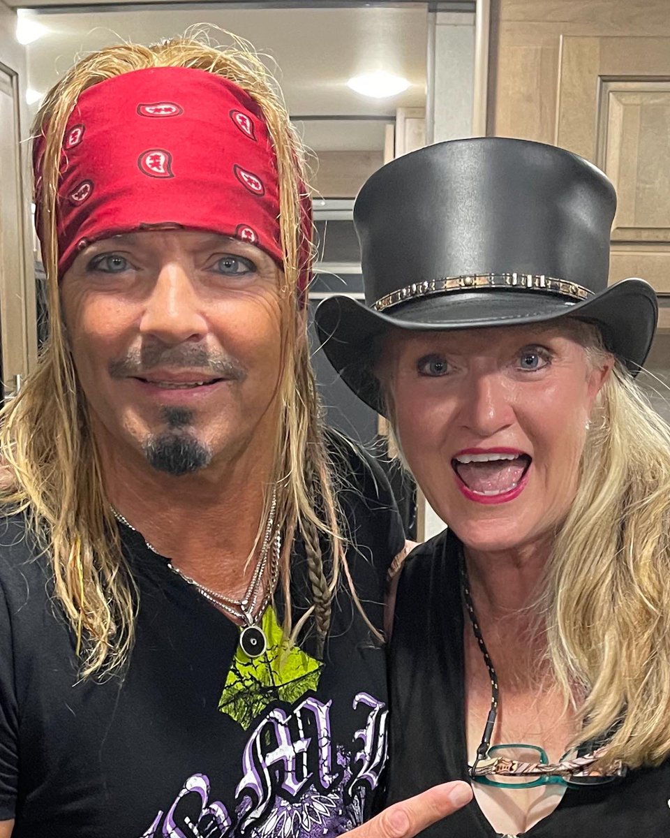 What an awesome night <a href="/bretmichaels/">Bret Michaels</a> 🔥💃🎸❤️‍🔥🎤