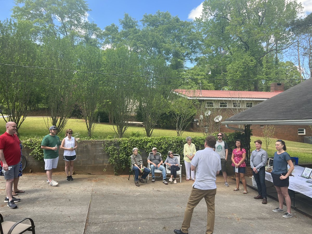 Allenfor7's tweet photo. Another great Sunday afternoon spent with neighbors and friends in Beechwood Hills! We discussed how early voting means less mailers and less phone calls— get out the vote beginning May 2nd, Athens! https://t.co/7y4pdcTePX