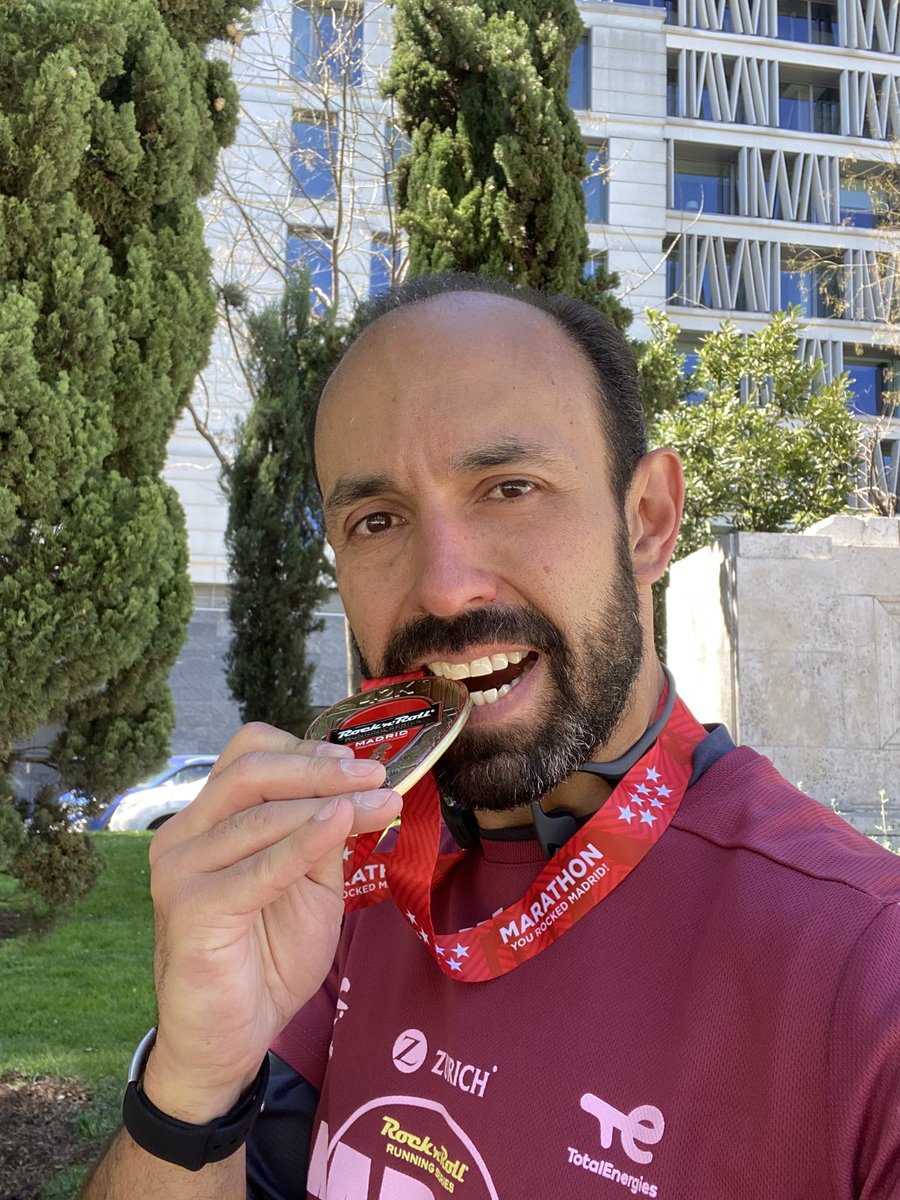 PacoAlonso11's tweet photo. Cumpliendo el sueño… primer maratón y cumplido en Madrid 🇪🇸 Venga ! 🤘🏼👊🏼@RNRmadmaraton #Run4YourLife Viva México 🇲🇽 https://t.co/DsG3tFtQSU