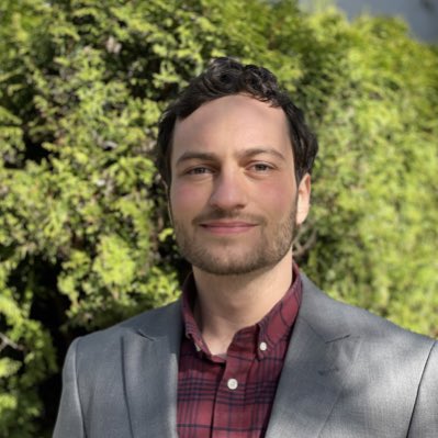 NHaerr's tweet image. Went for the classic professional look with my new haircut. My last haircut was about 3 years and 3 months ago.