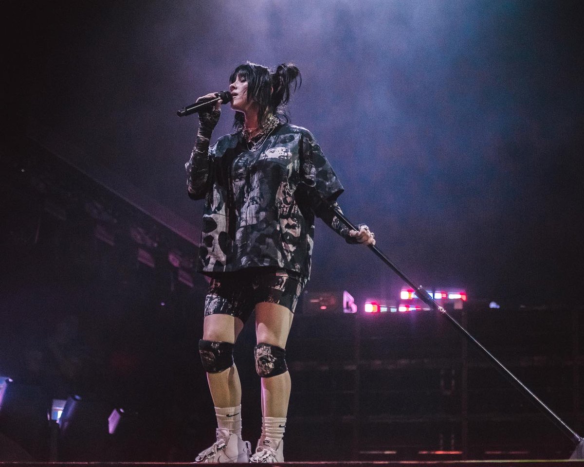 coachella's tweet photo. Still so happy @billieeilish https://t.co/hx2HSIcTph