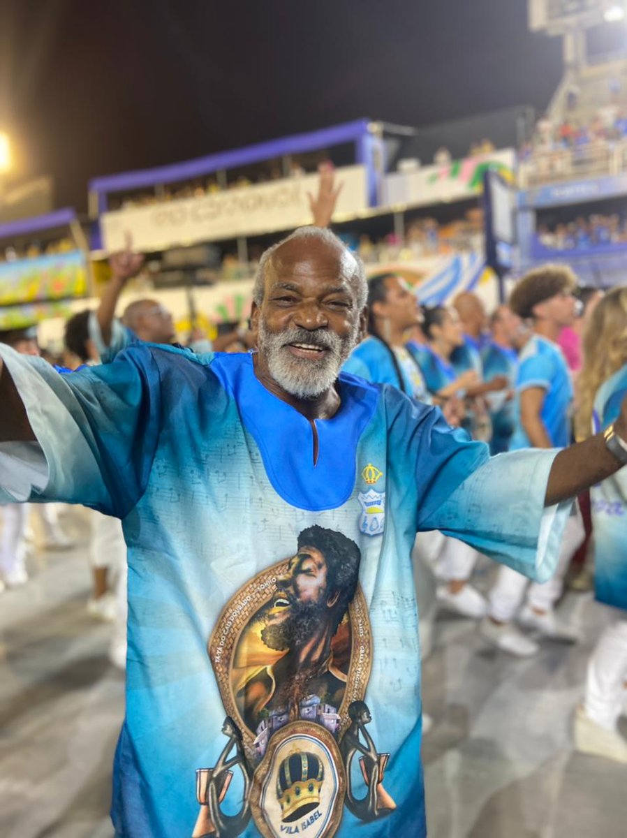 jessfagundes's tweet photo. Foi lindo! Valeu cada segundo, cada gota de suor e cansaço! Tenho orgulho em ter feito parte e de fazer acontecer a festa mais linda da Terra! Obrigada Carnaval 2022! 🤍 #Resistência #Reexistencia #Superaçao https://t.co/lj02rAxSKn