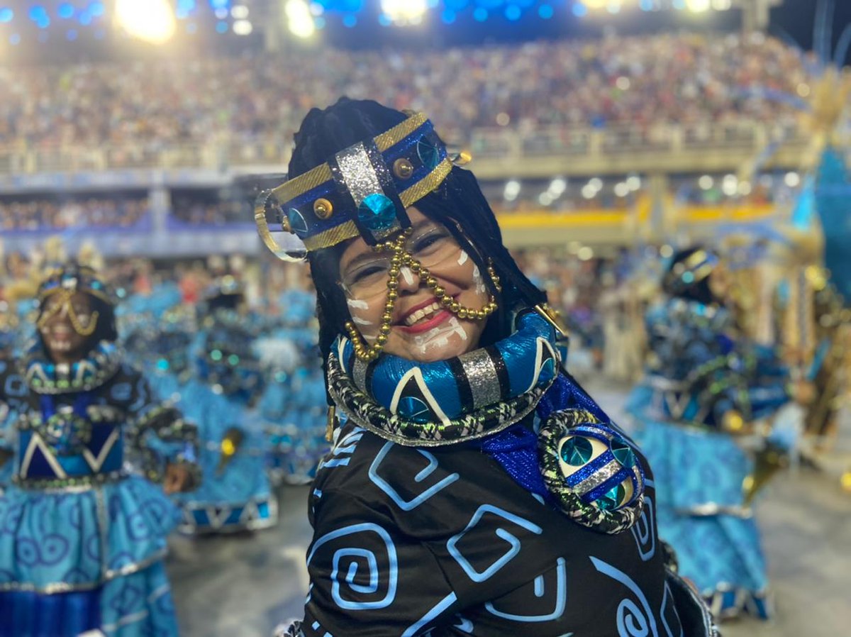 jessfagundes's tweet photo. Foi lindo! Valeu cada segundo, cada gota de suor e cansaço! Tenho orgulho em ter feito parte e de fazer acontecer a festa mais linda da Terra! Obrigada Carnaval 2022! 🤍 #Resistência #Reexistencia #Superaçao https://t.co/lj02rAxSKn