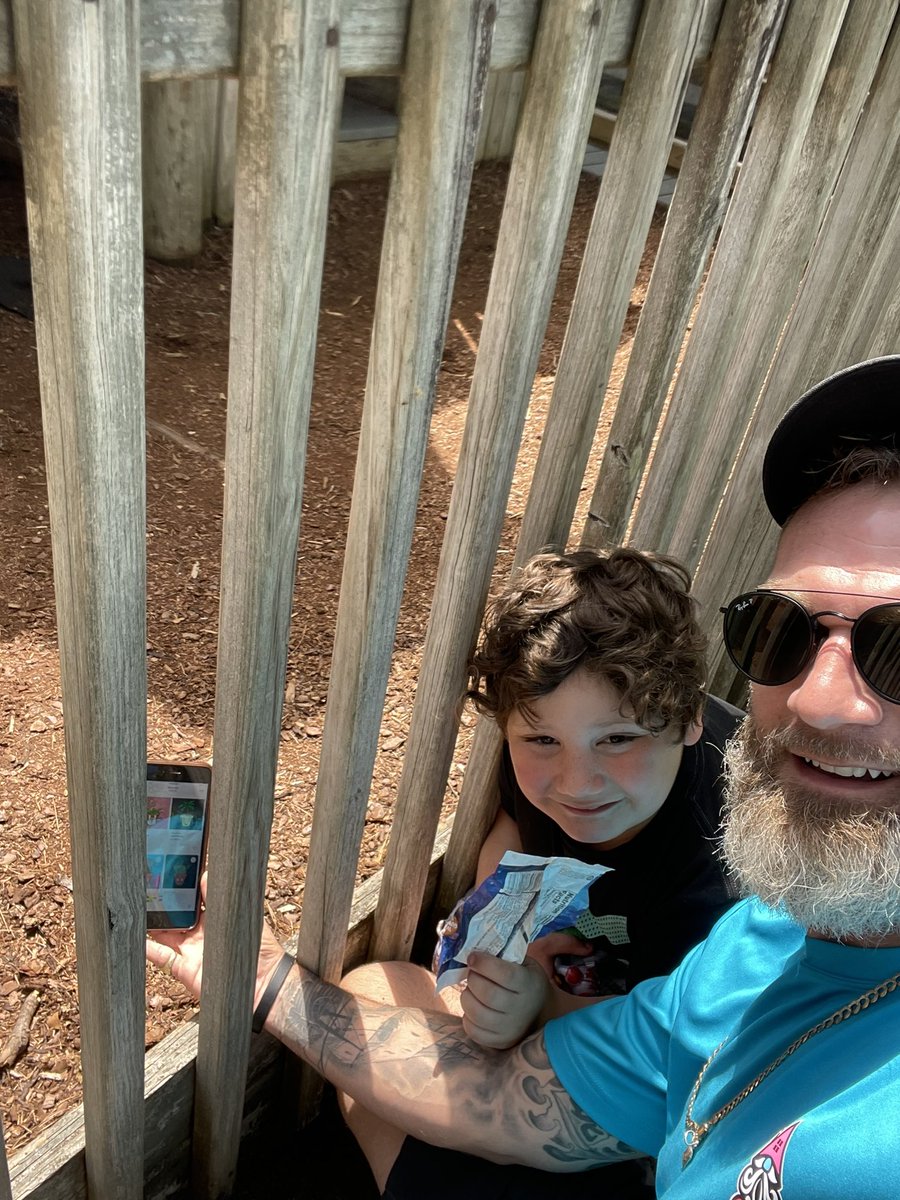iamyourdealer's tweet photo. @PlantParade_nft clean up for earth year!!! #itsmorethanaday today is the last day for entries in the earth day giveaway #gettocleaning https://t.co/KwypHoquoe