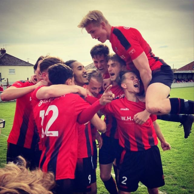 AaronBlair12's tweet photo. Thank you to @Brightlingseafc and the amazing fans for all the support you’ve given me in my time here, it’s been a pleasure and it’s even sweeter with survival🔴⚫️ https://t.co/RNnRZAgJFx