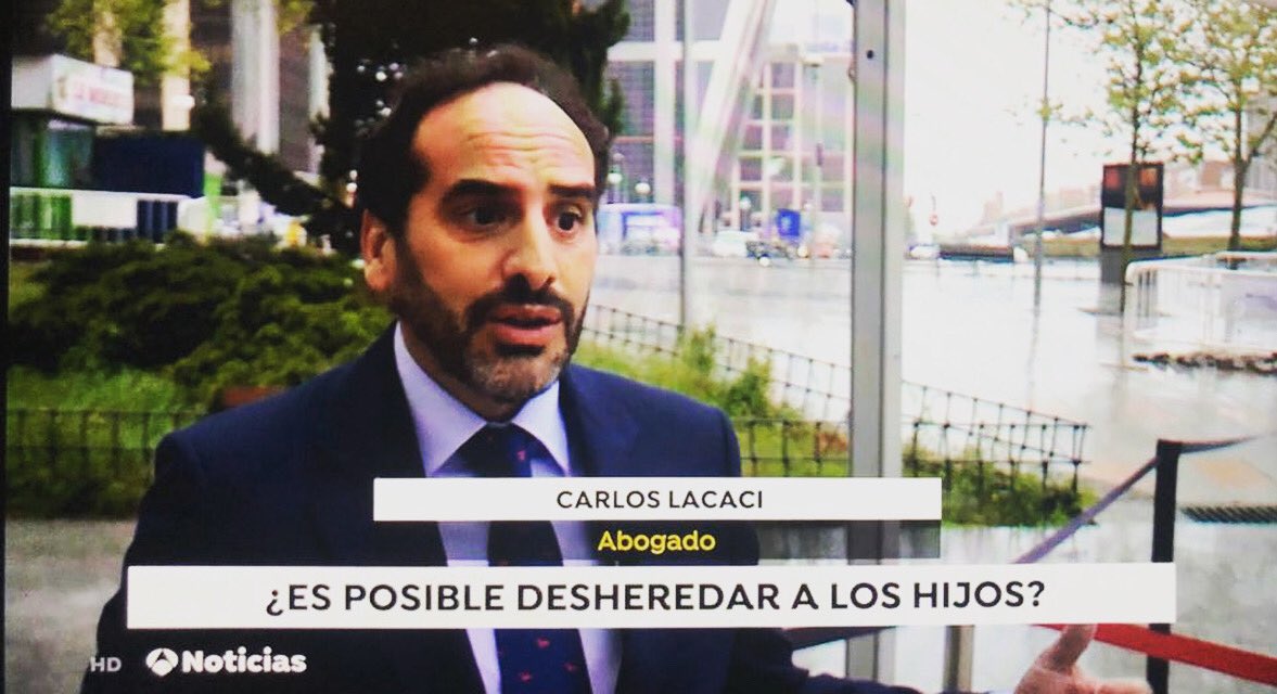 LacaciAbogados's tweet photo. El letrado Carlos Lacaci analiza para los informativos de @A3Noticias la casuística legal que permite privar de la legítima estricta por parte del testador hacia los herederos forzosos.
#LacaciAbogados #abogados #civil #familia #herencias #sucesiones #testador #testamento https://t.co/vBHIfWT3jl