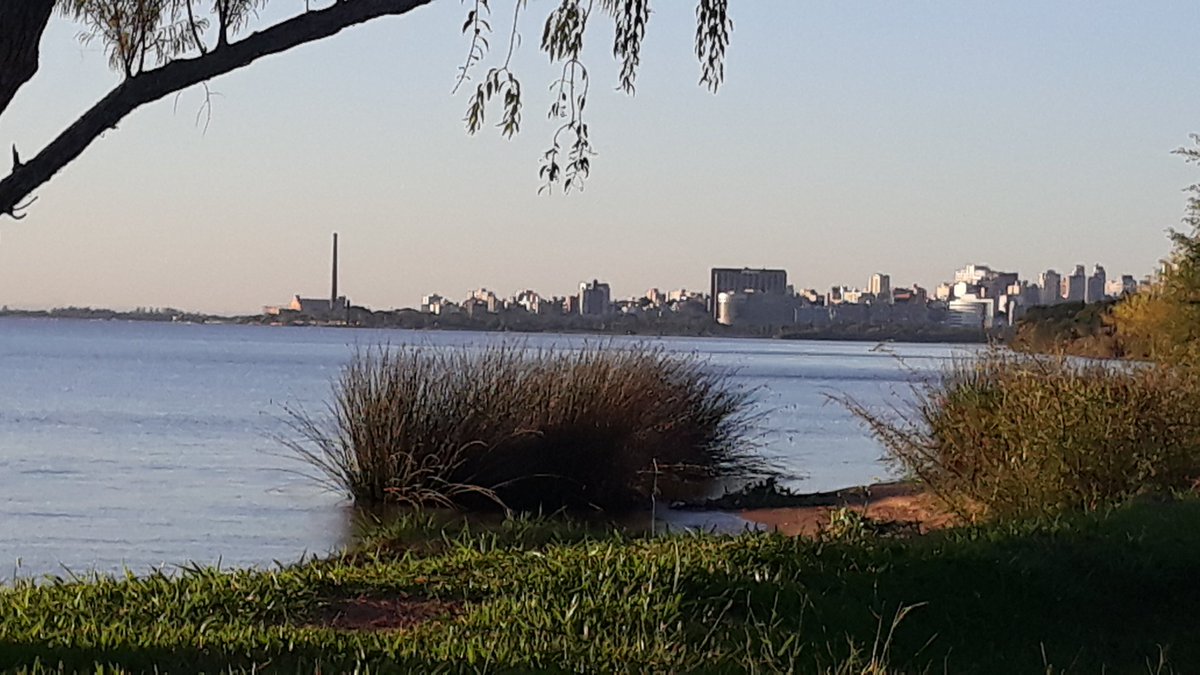 EfroesFroes's tweet photo. Porto Alegre https://t.co/FUA1kQYx3y