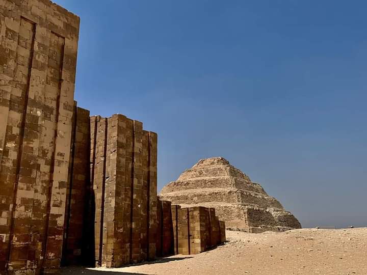 a_egipto's tweet photo. Lugares que visitar... 🇪🇬🐫🐪👳🏜️ El Cairo-Giza 🚶‍♂️🚐
Necropolis de Giza y Esfinge 👌
Memphis, Sakkara 👍
Al-Azhar Mosque 🕌
Bazar Khan el-Khalili 🛍️
La Ciudadela✔️
Mezquita del Sultan Hassan🕌
Bab Zuweila 
Al-Azhar Park 🌳🍦👒
#DescubreEgipto 🇪🇬 🚶🚙 #tourGabri https://t.co/sGkg4DOEqD