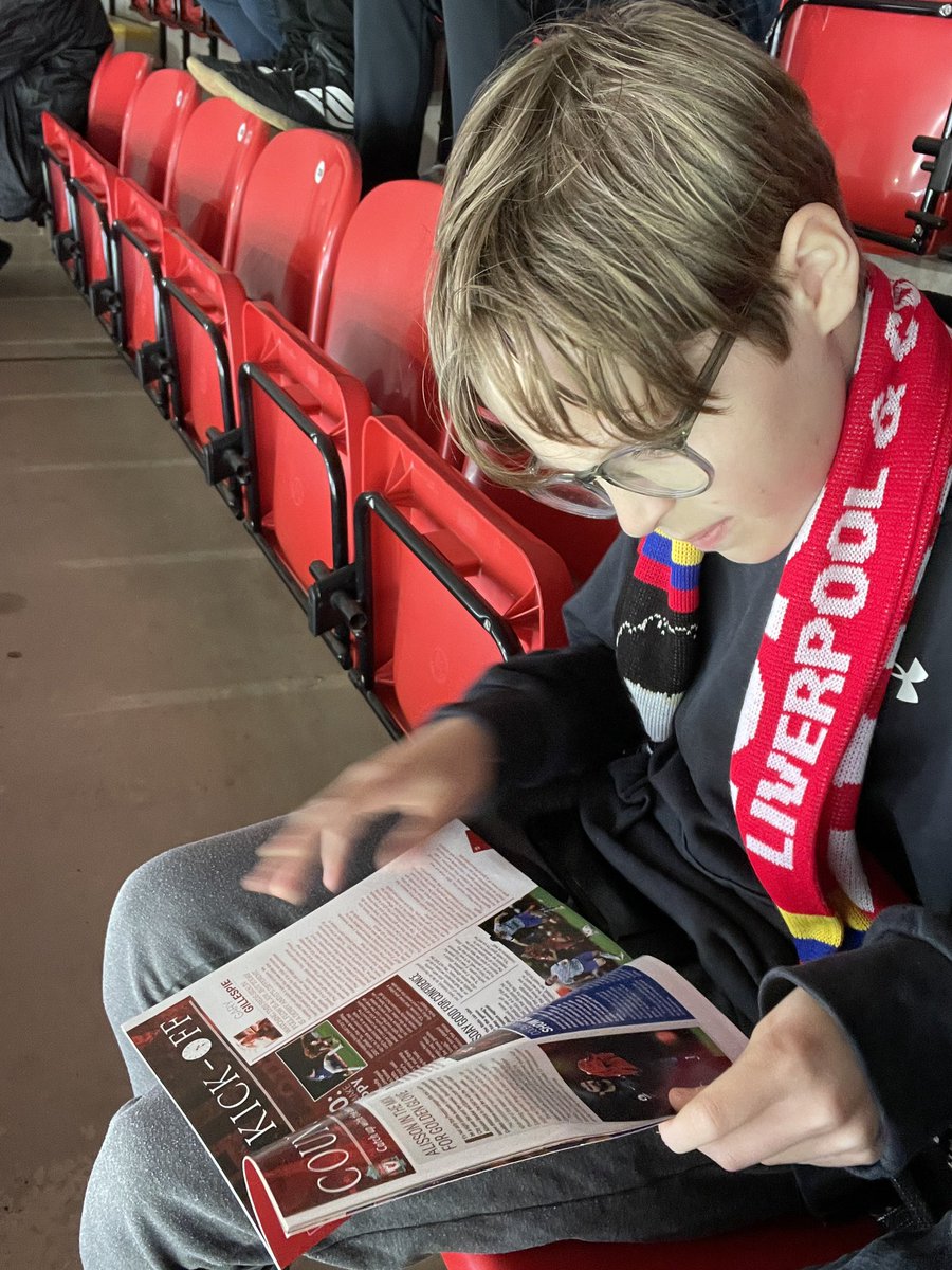 imj1981's tweet photo. Thought the youth of today were meant to be into Tik Tok and Snapchat, he’s just spent 30 minutes before the game reading the MatchDay Programme. Thankfully showed a bit more enthusiasm when Divock completed the job. ⚽️⚽️ https://t.co/Yn4bMj6E4q