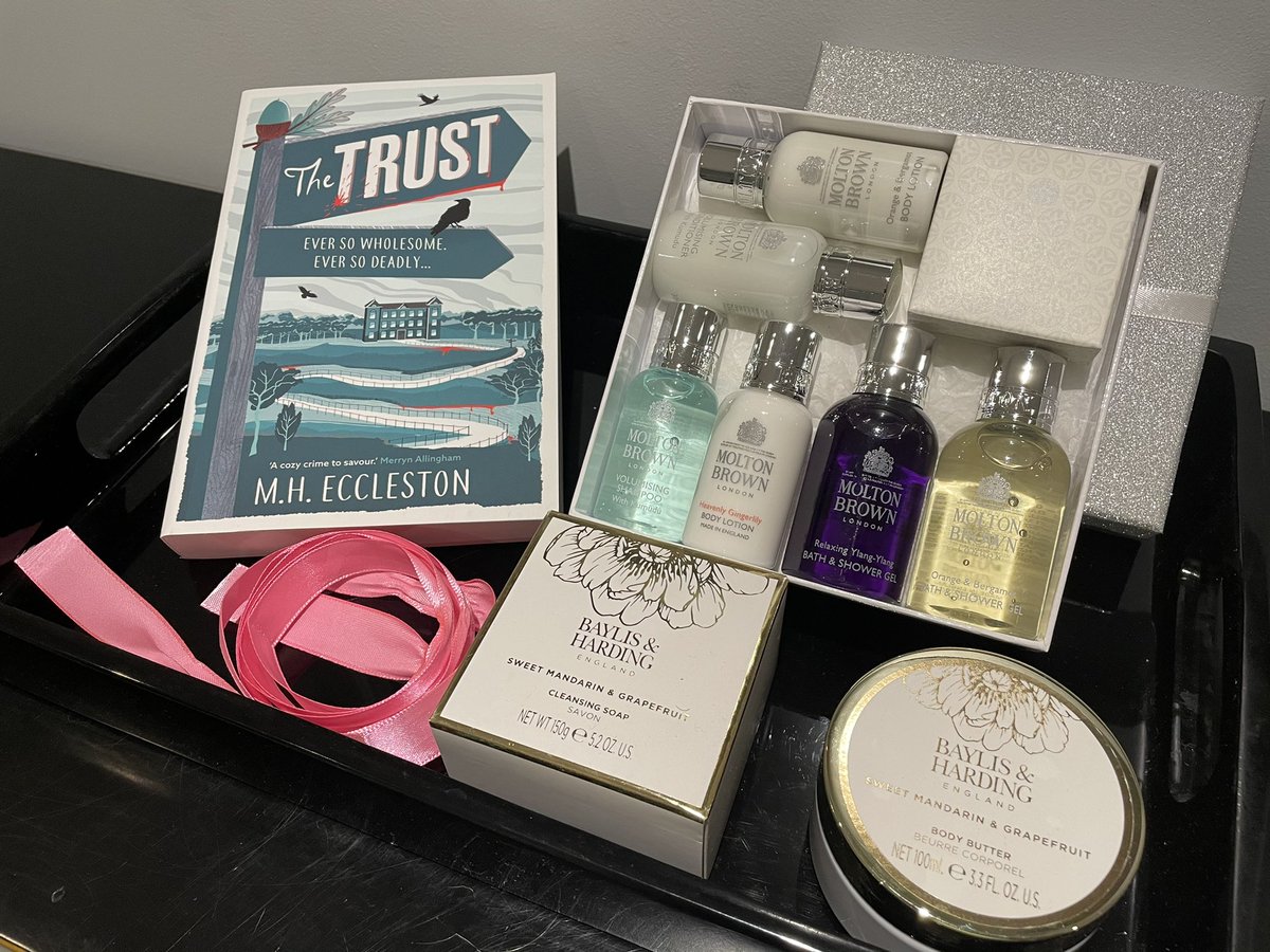MarkEccleston1's tweet photo. Blown the last of my Christmas money on a #Giveaway to celebrate the release of #TheTrust

Follow and retweet for a chance to win bath goodies and a copy of my #debutnovel - out Thursday!

Good luck! 😀🌷🤞 https://t.co/t7dGBWXIX1