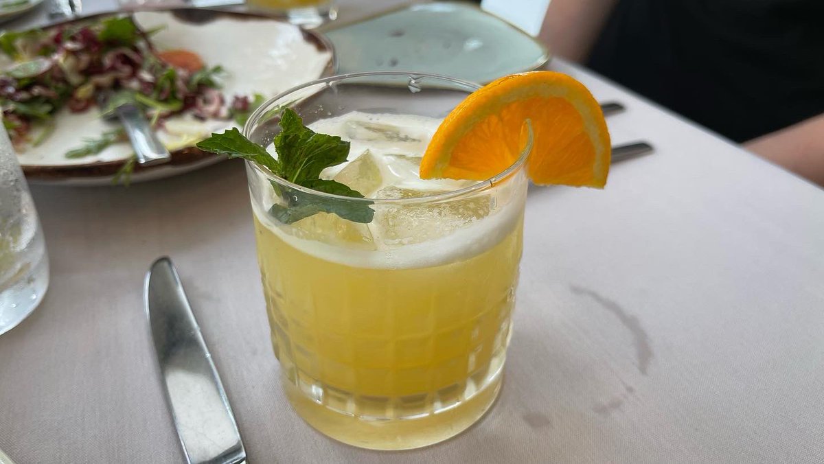 Delicious vegan brunch at <a href="/EquinoxDC/">Equinox Restaurant</a> with mocktails! I was enjoying the food so much I forgot to take pictures! 🌱