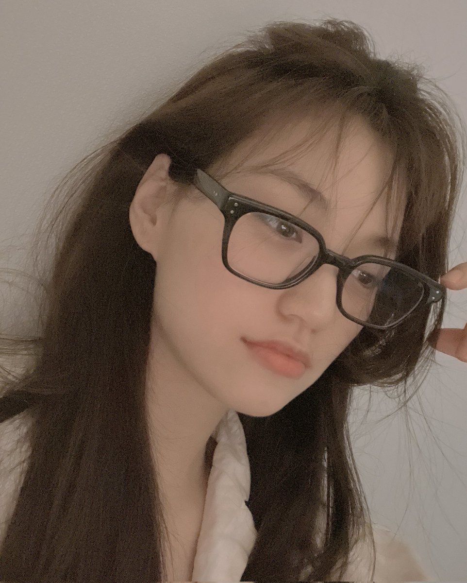 tiny_doyeon tweet picture