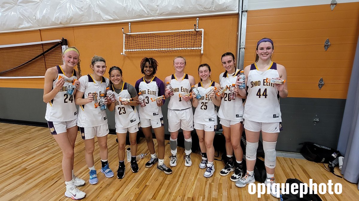 opiquephoto's tweet photo. I want to thank @OhioEliteBBall for giving me a chance with the @nohsgames Mobile Hydration and Recovery Station powered by @Gatorade. The teams and parents appreciated having that little extra edge during and after games on Championship Sunday @CertifiedBball - The Clash. https://t.co/bjJB8ZrhPW