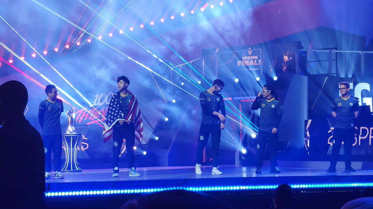 ElloEbby's tweet photo. Let's go EG!! @EvilGeniuses #LCSFinals @LCSOfficial https://t.co/Mx7yshqUW8