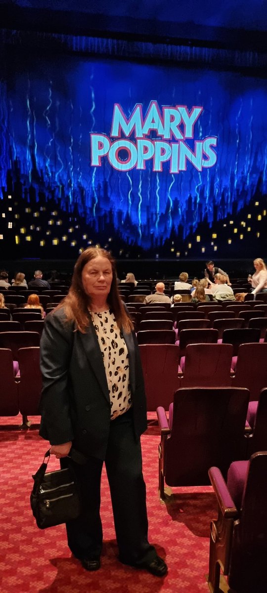 roxwelldragon's tweet photo. Really enjoyed seeing @MaryPoppins with my wife for her birthday great family show https://t.co/TiEfs2ue3q