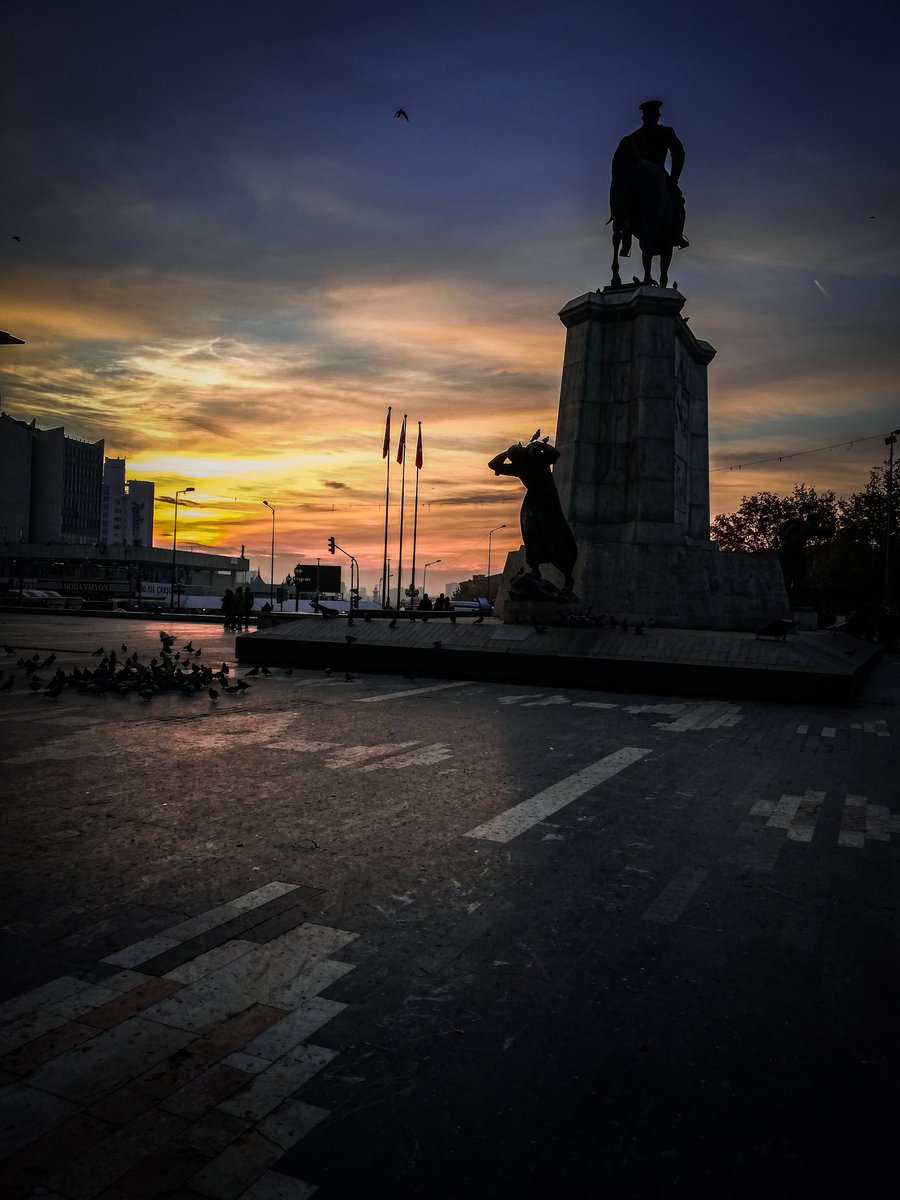 GN #NFTfamily 
#NFT #NFTs #NFTCommmunity #NFTCollection #OpenSeaNFT #opensea <a href="/opensea/">OpenSea</a> #Ankara #sunset #Atatürk