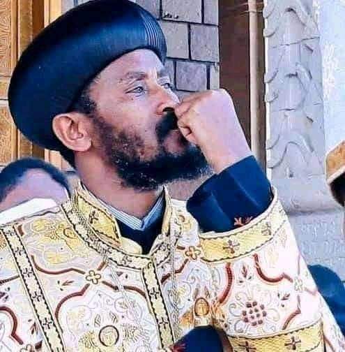 kelemua_balcha's tweet photo. እርሶን ሳዮት ደጉና ሩህሩሁ ክርስቶስ በውስጦ ይታየኛል፤ ረጅም እድሜና ጤና ለአባትችን አቡነ ኤርሚያስ🙏🙏 https://t.co/UjMNjZUTwW
