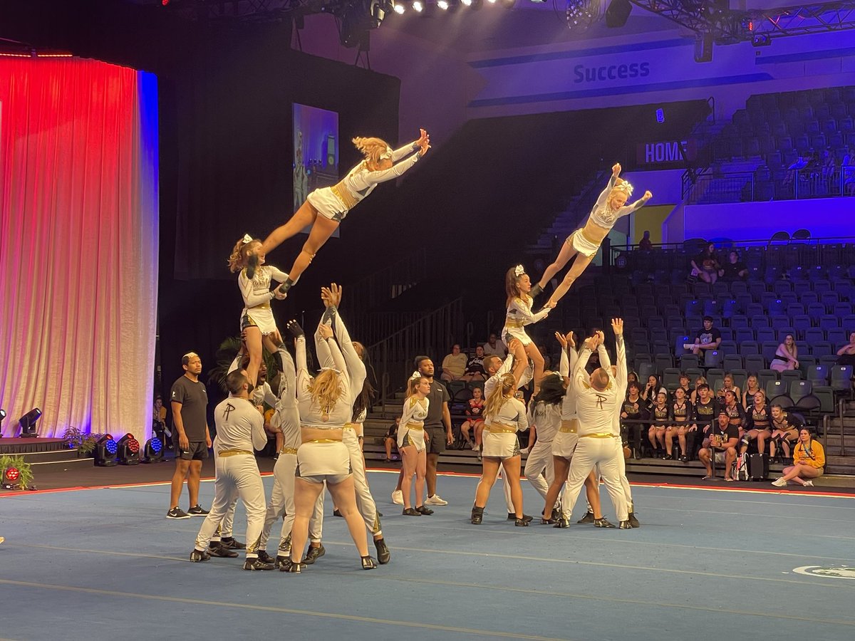 CheerTheory tweet media