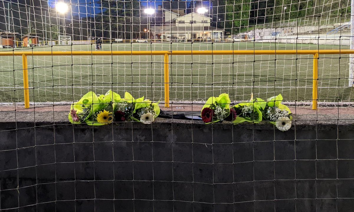 Añorga KKE 2-2 Real Unión.
Azken minutuan Azpirozek 11m-tik  berdindu du partida.

Gaurko puntua Erguin familiari dedikatua.

Mila esker gerturatu zareten guztioi. 

Jon beti gurekin

Maite zaitugu 🖤