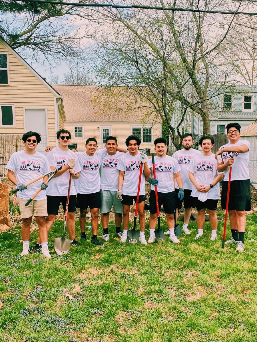 UNLKnights's tweet photo. Yesterday, our brothers joined UNL students in participating in the annual Big Event. It is always a fulfilling time when we are able to lend a helping hand to the community we call home. https://t.co/at0In3ybrf