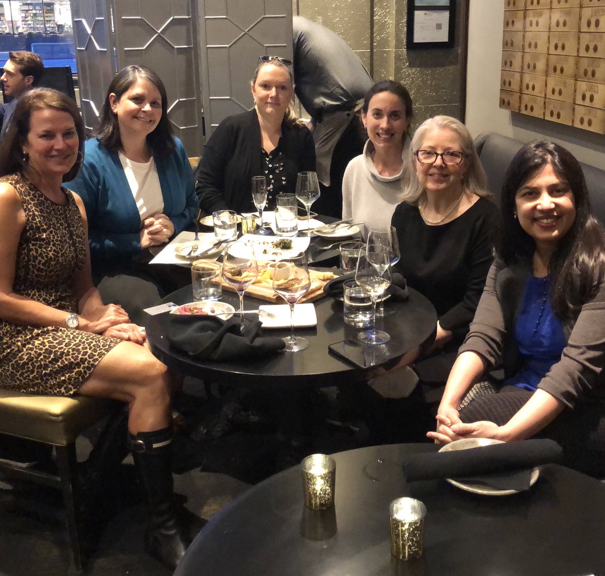 Love these smart accomplished women! #Tandem22 <a href="/ASTCT/">ASTCT</a> <a href="/rakv2000/">Rakhee Vaidya</a> <a href="/Steph_Sutphin/">Stephanie Sutphin</a> <a href="/AnneWofford3/">Anne Wofford</a>