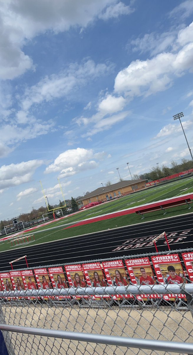 jaydenpollom_'s tweet photo. Getting work in at the football Field💯 https://t.co/v8z95KduFy