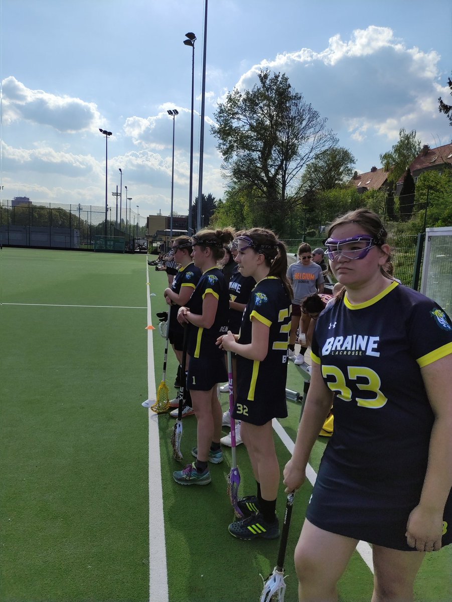 brainelacrosse's tweet photo. 🥍🥍🥍 SCORE FINAL🥍🥍🥍

🐱Bengals 0️⃣8️⃣ ➖ 1️⃣0️⃣ 🦏Rhinos
📊[4:2,3:3,0:4,1:1]
👸MVP #️⃣1️⃣7️⃣ Rafaela S.

📉https://t.co/zqBpHBT4Uf

#belgiumlacrosse🇧🇪 #bwll2122 #brussels #brainebengals #redrhinos #defaite #match11 https://t.co/R0yUZiEAeQ