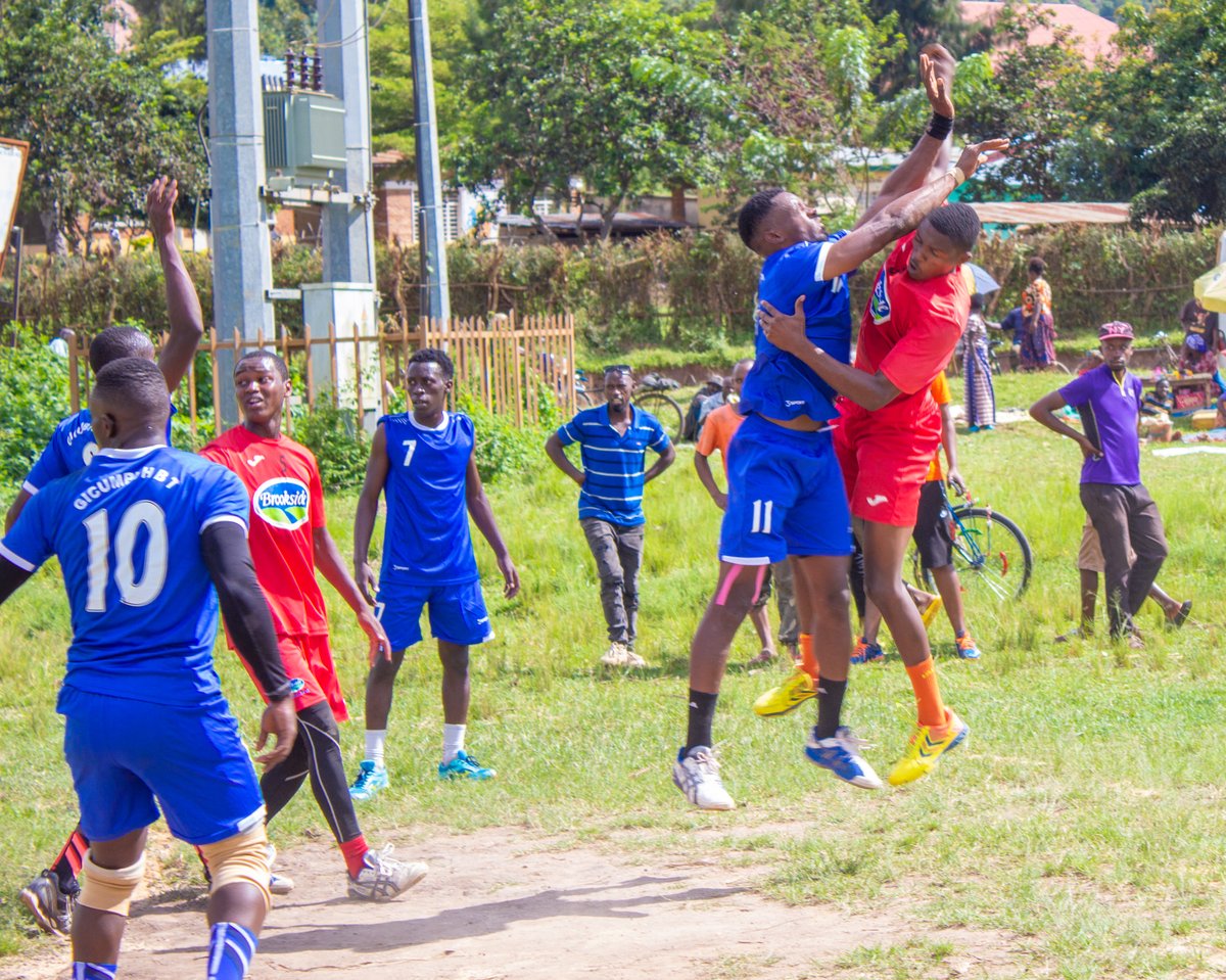 GicumbiT's tweet photo. First game, first win in Gatsibo District
Congratulations💪 Gicumbi Handaball Team
#gicumbidistrict
#radiorwanda
#flashfm
#radiotv10
#radiotv1 https://t.co/j6Sa6XNeuv