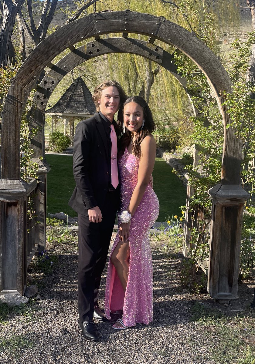JaydenMcNeal1's tweet photo. Prom ‘22 ❤️ https://t.co/fvwDuuFc5p