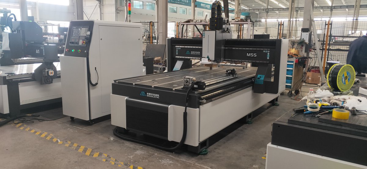 M5S with rotary
sales08@missilecnc.com
+86 13026580154