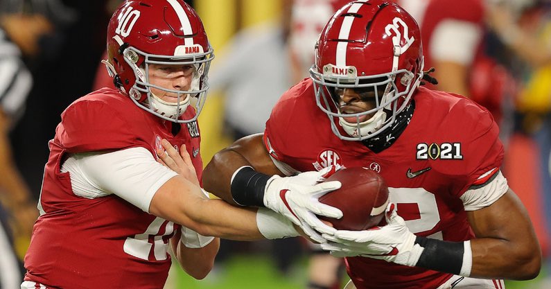 ClintRLamb's tweet photo. Fun fact: Alabama signed 7 of the nation’s top 75 players on offense in 2017. All of them were first-round picks.

Absurd stat.

🔗 https://t.co/7MHHACy2VV https://t.co/eeqWvuYHAm