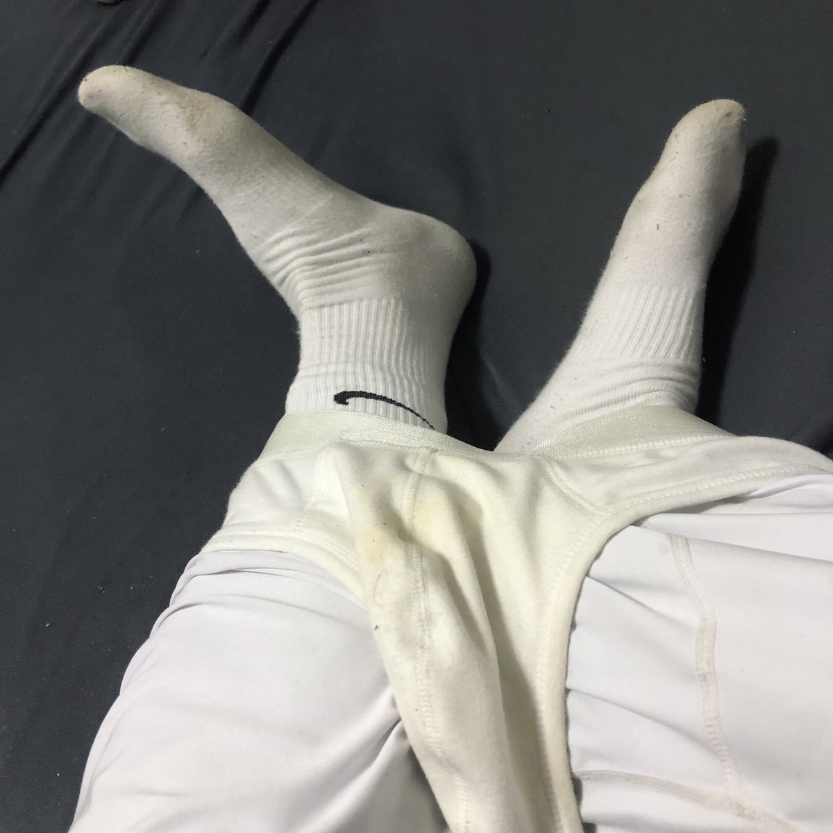 QdyiZr's tweet photo. 為了爆汗在原味內褲上
跑了兩天的步順便裸體曬太陽
真的太熱了屌都黏黏的了🥹

#原味內褲希望你會喜歡
喜欢私信下单 https://t.co/avkPfFNH6j