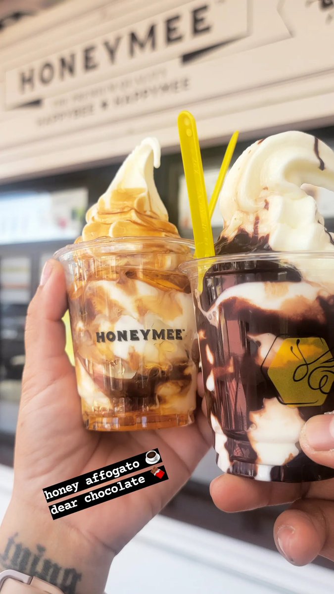 melloskitty's tweet photo. Happy Sundaze, FURRiends ๐
Got 1 shiny on CD ๐ I was working ๐
Got some ๐ฃ ice cream today ๐ฏโ๏ธ๐ซ
#pokemongo #stufful #shinycheck #pokemongocommunityday #tynext #honeymee #icecream #sundayfunday https://t.co/WHd6s63S0x