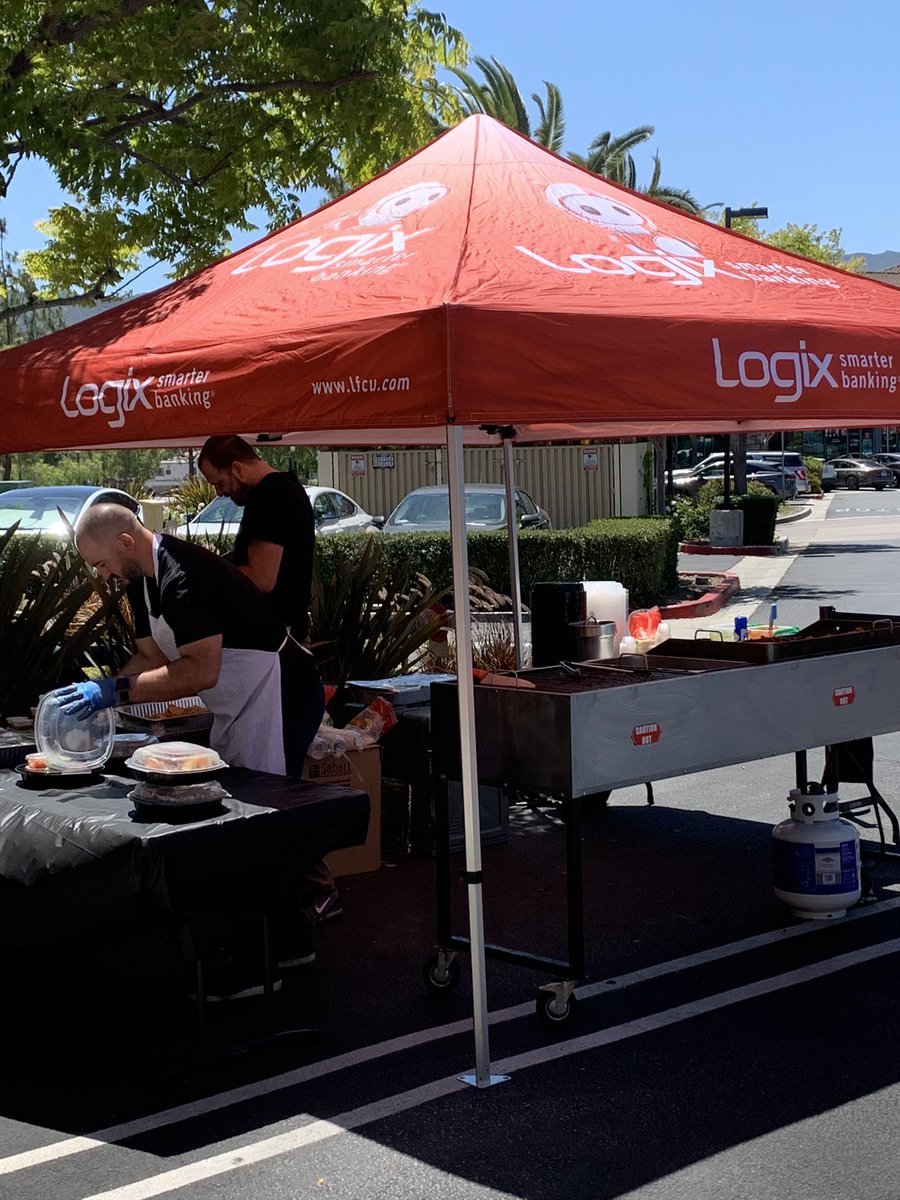 skartis's tweet photo. It was a beautiful Saturday for a brand awareness event at the @LogixFCU Newbury Park branch. Members were treated to free tacos. #logix https://t.co/7b0mHAa3cD